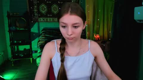 juliedaniel online show from 05/20/26, 04:18