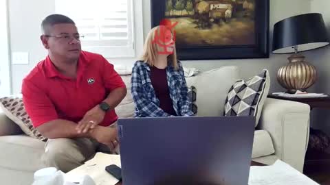 Snapshot of julieholliday chatting on 11/04/25, 08:19 Julie Holliday online show from 11/04/25, 08:19