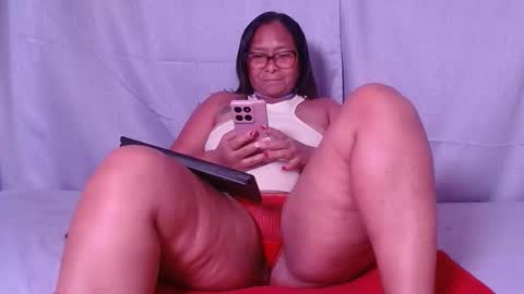 julielove1 online show from 04/26/26, 04:32