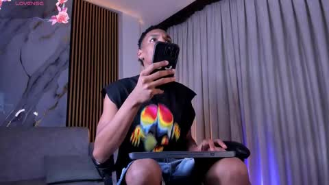 Julien online show from 03/12/26, 11:16