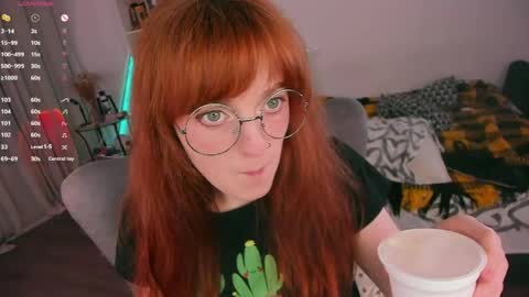 Snapshot of juliet_schoolgirl chatting on 05/31/26, 06:09 Juliet online show from 05/31/26, 06:09
