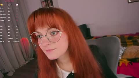 Snapshot of juliet_schoolgirl chatting on 06/19/26, 06:12 Juliet online show from 06/19/26, 06:12