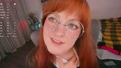 Snapshot of juliet_schoolgirl chatting on 06/28/26, 09:54 Juliet online show from 06/28/26, 09:54