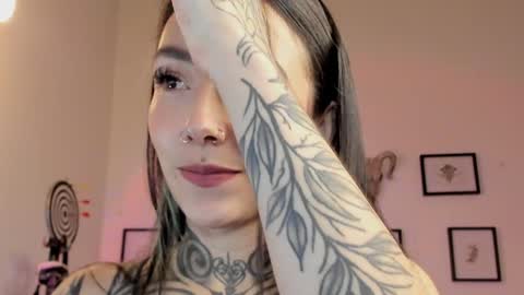 juliet_sourire online show from 01/03/25, 01:38