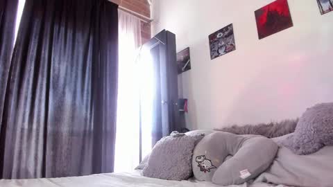 juliet_sourire online show from 02/07/25, 02:47