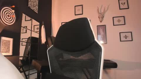 Snapshot of juliet_sourire chatting on 03/14/26, 03:39 juliet_sourire online show from 03/14/26, 03:39