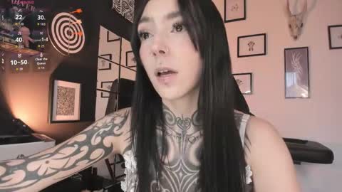 Snapshot of juliet_sourire chatting on 03/20/26, 06:57 juliet_sourire online show from 03/20/26, 06:57