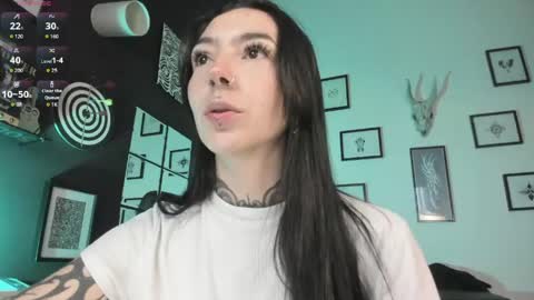 juliet_sourire online show from 06/06/26, 12:32
