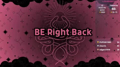 Snapshot of julieta_coopeer_ chatting on 02/01/25, 03:50 Julieta online show from 02/01/25, 03:50