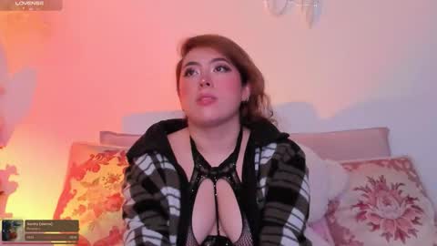 Juli  online show from 10/25/25, 04:09