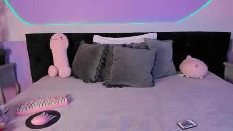 Snapshot of julieta_cortes__ chatting on 12/03/25, 12:03 Julieta online show from 12/03/25, 12:03