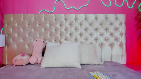 Snapshot of julieta_cortes__ chatting on 03/16/26, 11:58 Julieta online show from 03/16/26, 11:58