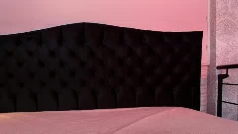 Snapshot of julieta_cortes__ chatting on 04/10/26, 12:10 Julieta online show from 04/10/26, 12:10