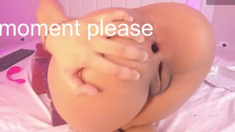 Snapshot of julieta_flower chatting on 01/27/25, 01:09 Julieta IG juietaflower06 online show from 01/27/25, 01:09