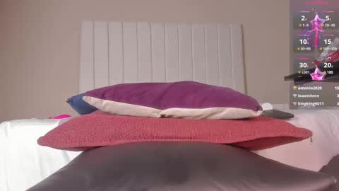 Snapshot of julieta_flower chatting on 02/17/25, 04:04 Julieta IG juietaflower06 online show from 02/17/25, 04:04