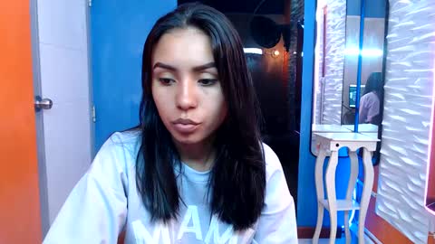 julieta_fn online show from 10/08/25, 01:31