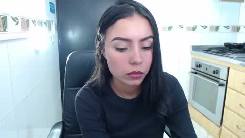 Snapshot of julieta_fn chatting on 04/23/26, 03:03 julieta_fn online show from 04/23/26, 03:03