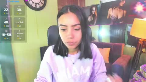 Snapshot of julieta_fn chatting on 06/13/26, 02:26 julieta_fn online show from 06/13/26, 02:26