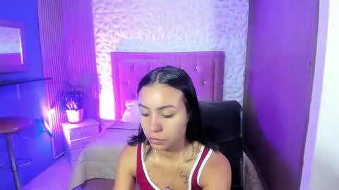 Snapshot of julieta_fn chatting on 06/15/26, 01:24 julieta_fn online show from 06/15/26, 01:24