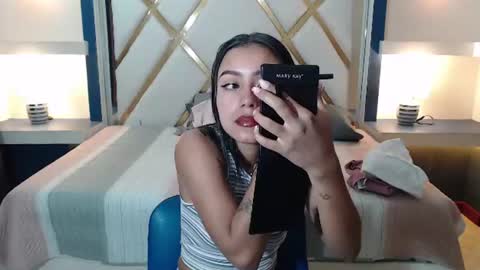 Snapshot of julieta_fn chatting on 06/27/26, 02:12 julieta_fn online show from 06/27/26, 02:12