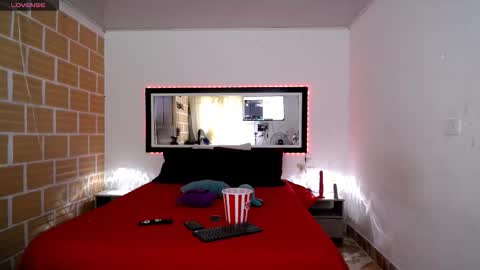 Julieta Rodriguez online show from 09/15/25, 04:51