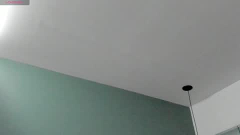     online show from 11/21/25, 06:39