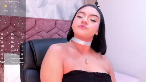 Julieta  online show from 04/21/26, 01:06