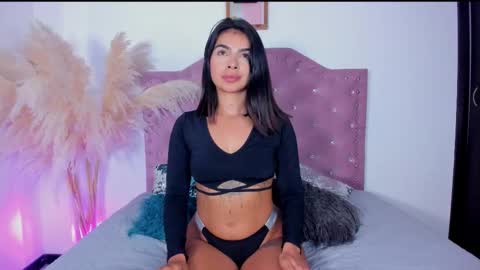 Julieth Gomez online show from 09/26/25, 03:21