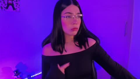 Snapshot of julietariverss chatting on 12/05/24, 03:37 Julieta online show from 12/05/24, 03:37