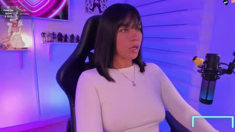 Snapshot of julietariverss chatting on 11/17/25, 03:23 Julieta online show from 11/17/25, 03:23