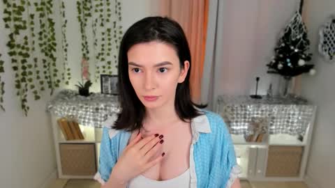 Snapshot of julietaromaniss chatting on 12/18/25, 09:10 Julieta or Jully online show from 12/18/25, 09:10