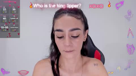 serafelle online show from 09/17/25, 12:01