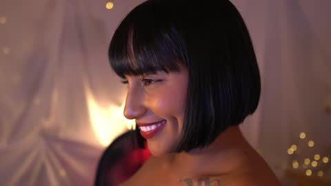 julietawinona online show from 01/14/25, 11:27