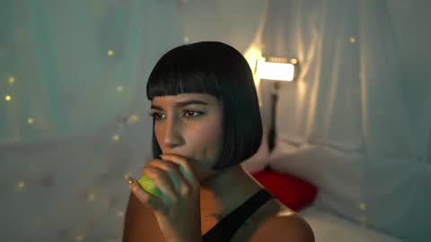 julietawinona online show from 03/11/25, 09:04