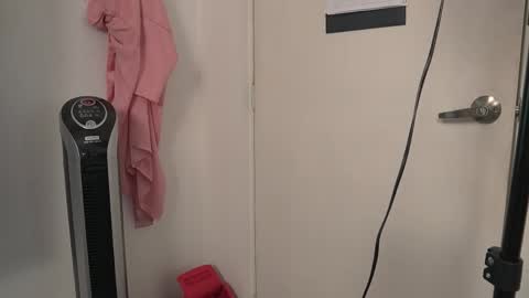 Snapshot of julieth_rojas chatting on 04/06/26, 04:46 julieth_rojas online show from 04/06/26, 04:46