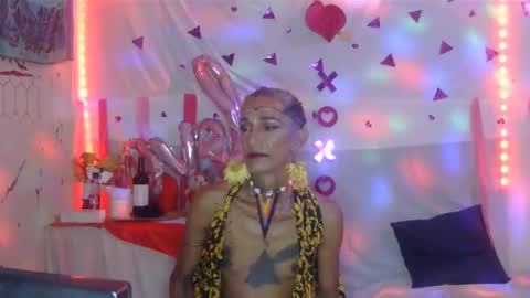 Julieth Wolf online show from 02/18/25, 03:10