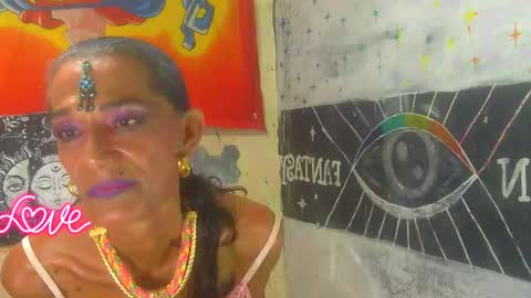 Julieth Wolf online show from 10/21/25, 08:53