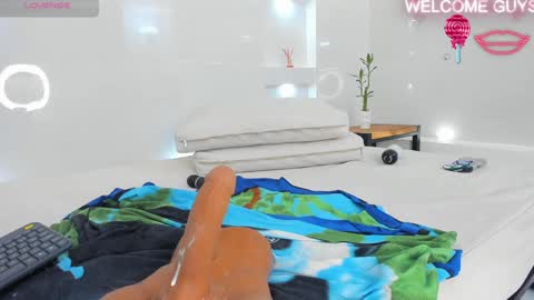 Snapshot of julietha_taylor chatting on 01/11/25, 05:20 Julietha online show from 01/11/25, 05:20