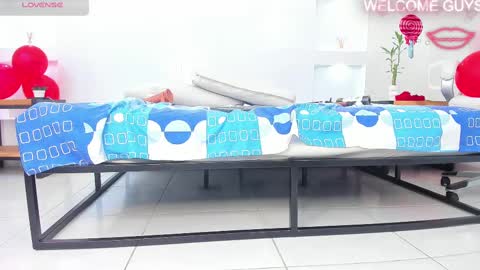 Snapshot of julietha_taylor chatting on 02/15/25, 04:47 Julietha online show from 02/15/25, 04:47