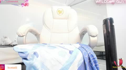 Snapshot of julietha_taylor chatting on 03/11/25, 06:00 Julietha online show from 03/11/25, 06:00