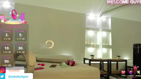 Snapshot of julietha_taylor chatting on 09/10/25, 02:44 Julietha online show from 09/10/25, 02:44