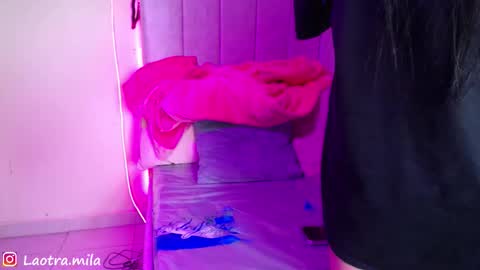 IG mila delux online show from 10/04/25, 02:31