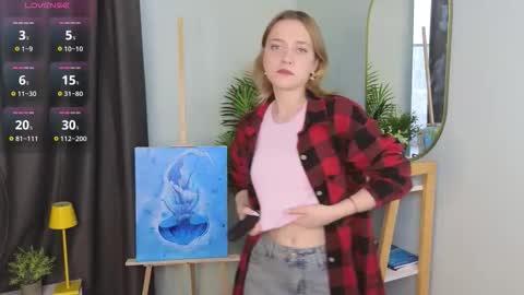 Mia online show from 10/10/25, 03:16