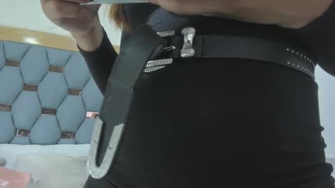 juliette_pretty_ online show from 11/23/25, 07:02