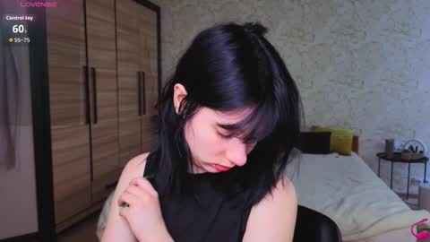 Snapshot of julissweet chatting on 11/01/25, 07:43 Asmodeus online show from 11/01/25, 07:43