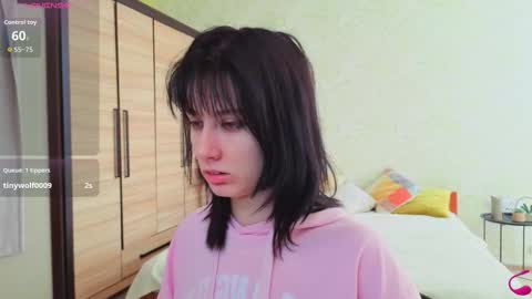 Snapshot of julissweet chatting on 11/14/25, 08:13 Asmodeus online show from 11/14/25, 08:13