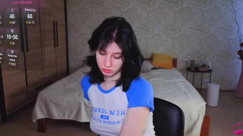 Snapshot of julissweet chatting on 11/30/25, 07:56 Asmodeus online show from 11/30/25, 07:56