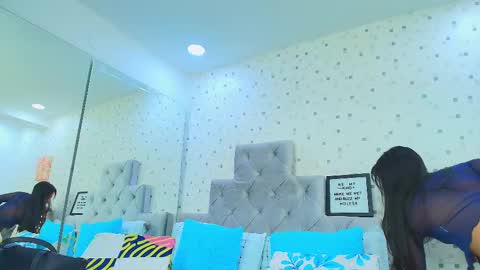 Snapshot of jullietareyes chatting on 09/18/25, 11:56 Julieta Reyes online show from 09/18/25, 11:56