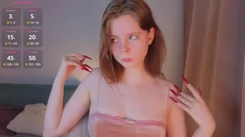 Julie online show from 09/12/25, 04:18