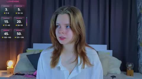 Julie online show from 11/02/25, 04:31